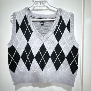 refuge Gray and Black Argyle Knit Sweater Vest